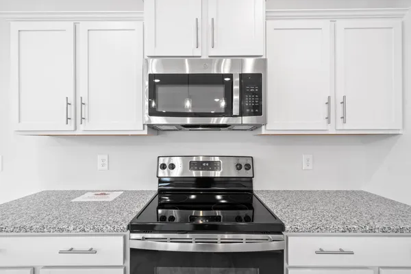 $1,990 | 2640 Rafiki Drive, Clarksville, TN 37042