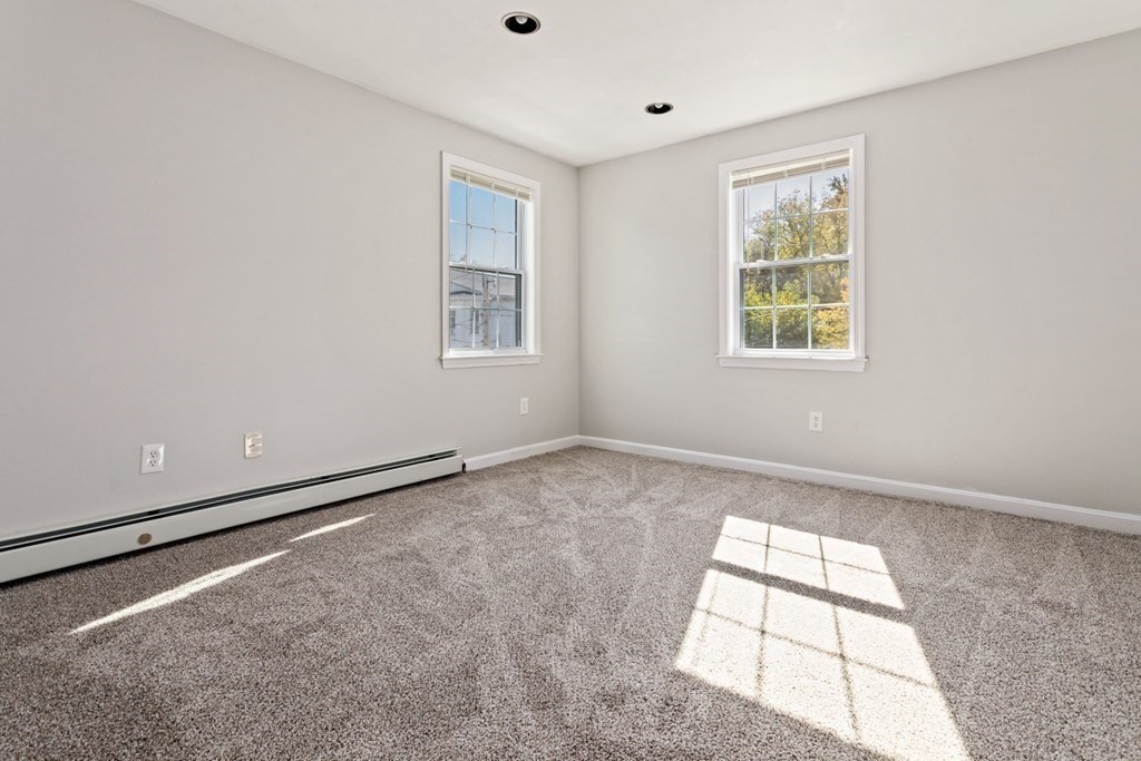 17 Thorndike Street Haverhill, MA 01832 - Photo 30 of 42