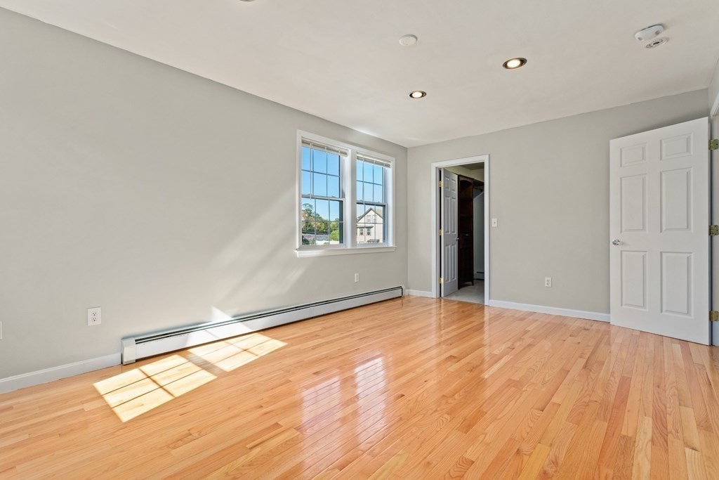 17 Thorndike Street Haverhill, MA 01832 - Photo 33 of 42