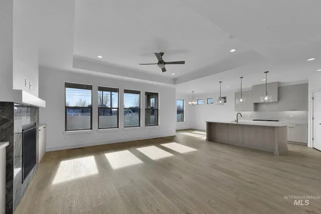 $749,900 | 9887 West Snow Wolf Lane, Star, ID 83669