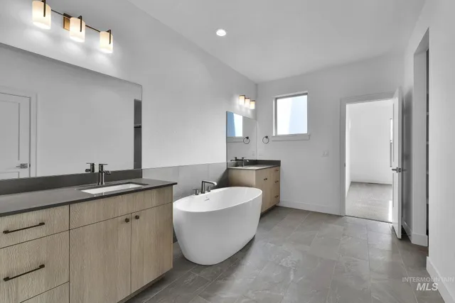 $749,900 | 9887 West Snow Wolf Lane, Star, ID 83669