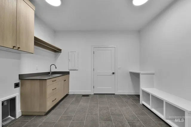 $749,900 | 9887 West Snow Wolf Lane, Star, ID 83669