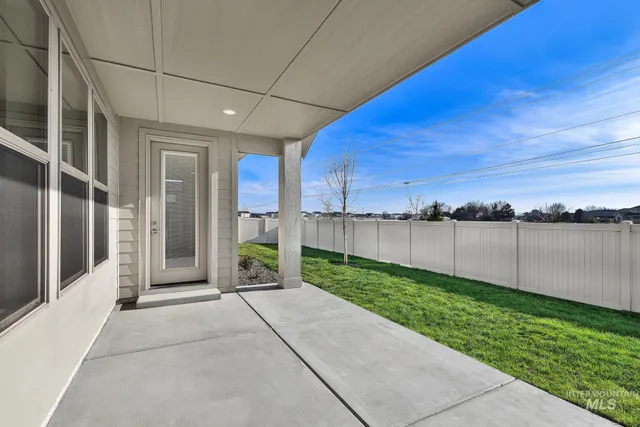 $749,900 | 9887 West Snow Wolf Lane, Star, ID 83669