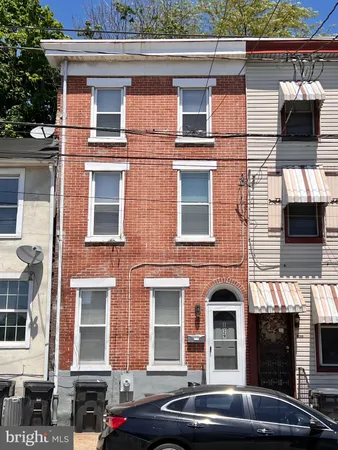 $1,900 | 1029 Lancaster Avenue, Wilmington, DE 19805