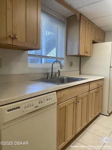 $1,375 | 144 South Halifax Avenue, Unit 1, Daytona Beach, FL 32118