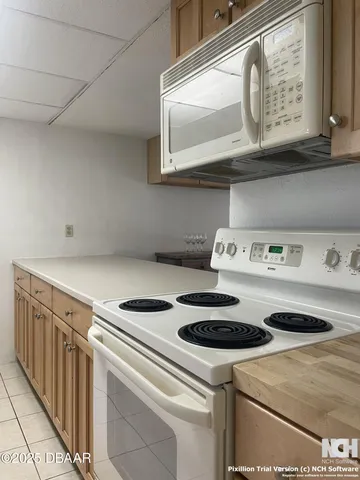 $1,375 | 144 South Halifax Avenue, Unit 1, Daytona Beach, FL 32118