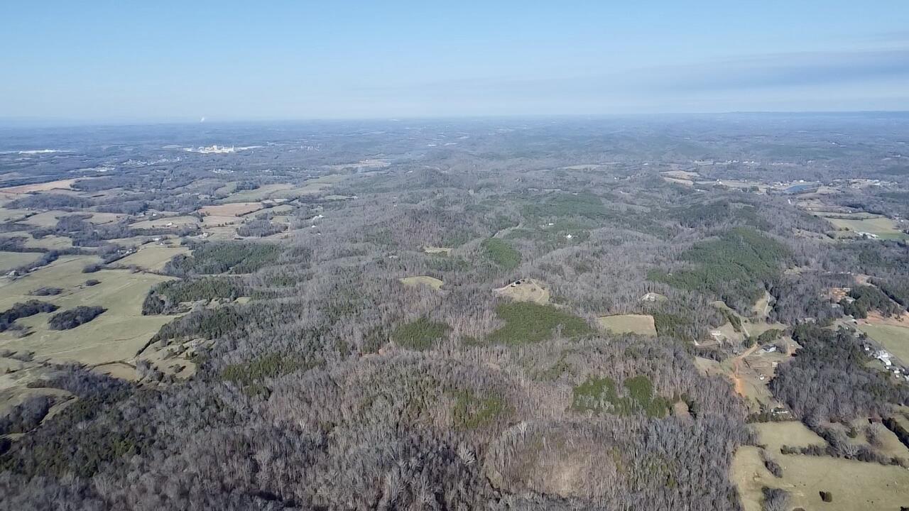 537 Cates Lane Northeast Charleston, TN 37310 - Photo 5 of 10 2026-01-16-14-24-03-145