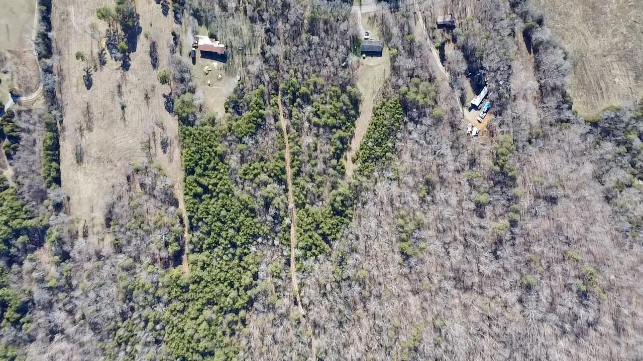 537 Cates Lane Northeast Charleston, TN 37310 - Photo 9 of 10 2026-01-16-14-20-02-679