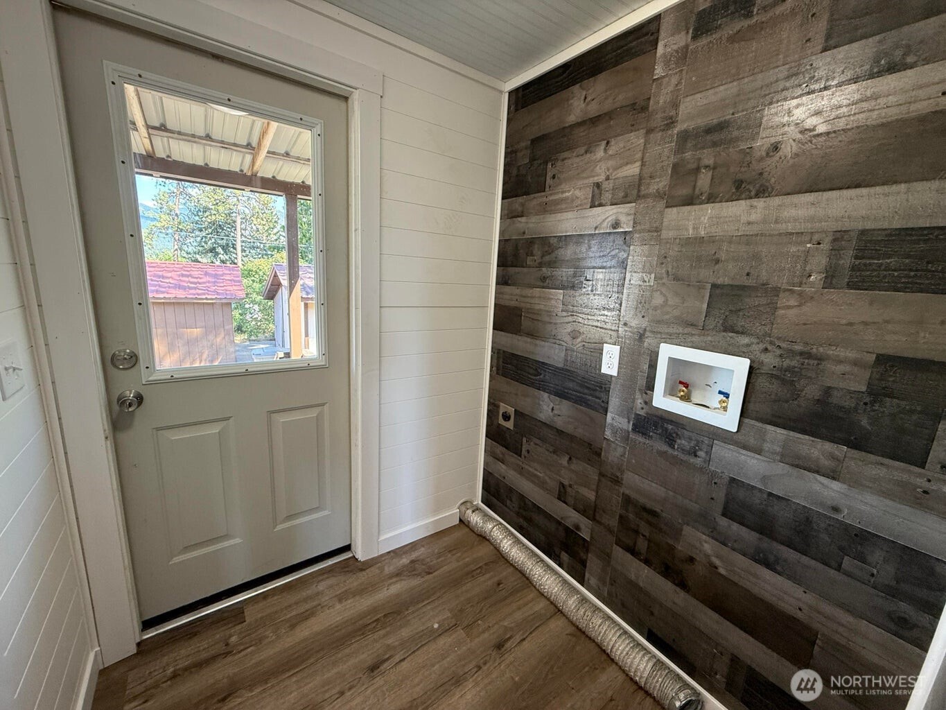 708 North Ridge Street Chewelah, WA 99109 - Photo 24 of 29 a view of an empty room and wooden floor