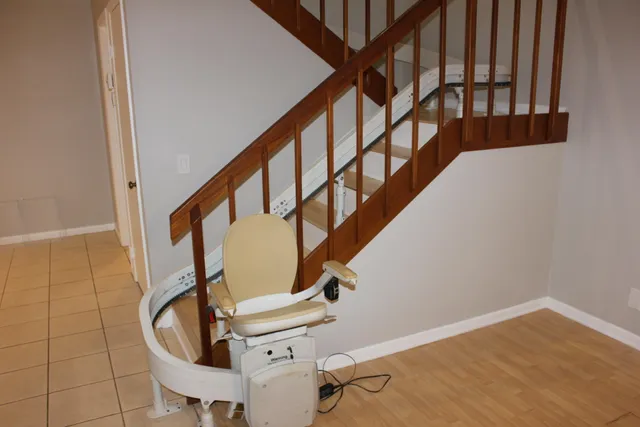 $300,000 | 3910 Louis Drive, Lake Worth, FL 33461