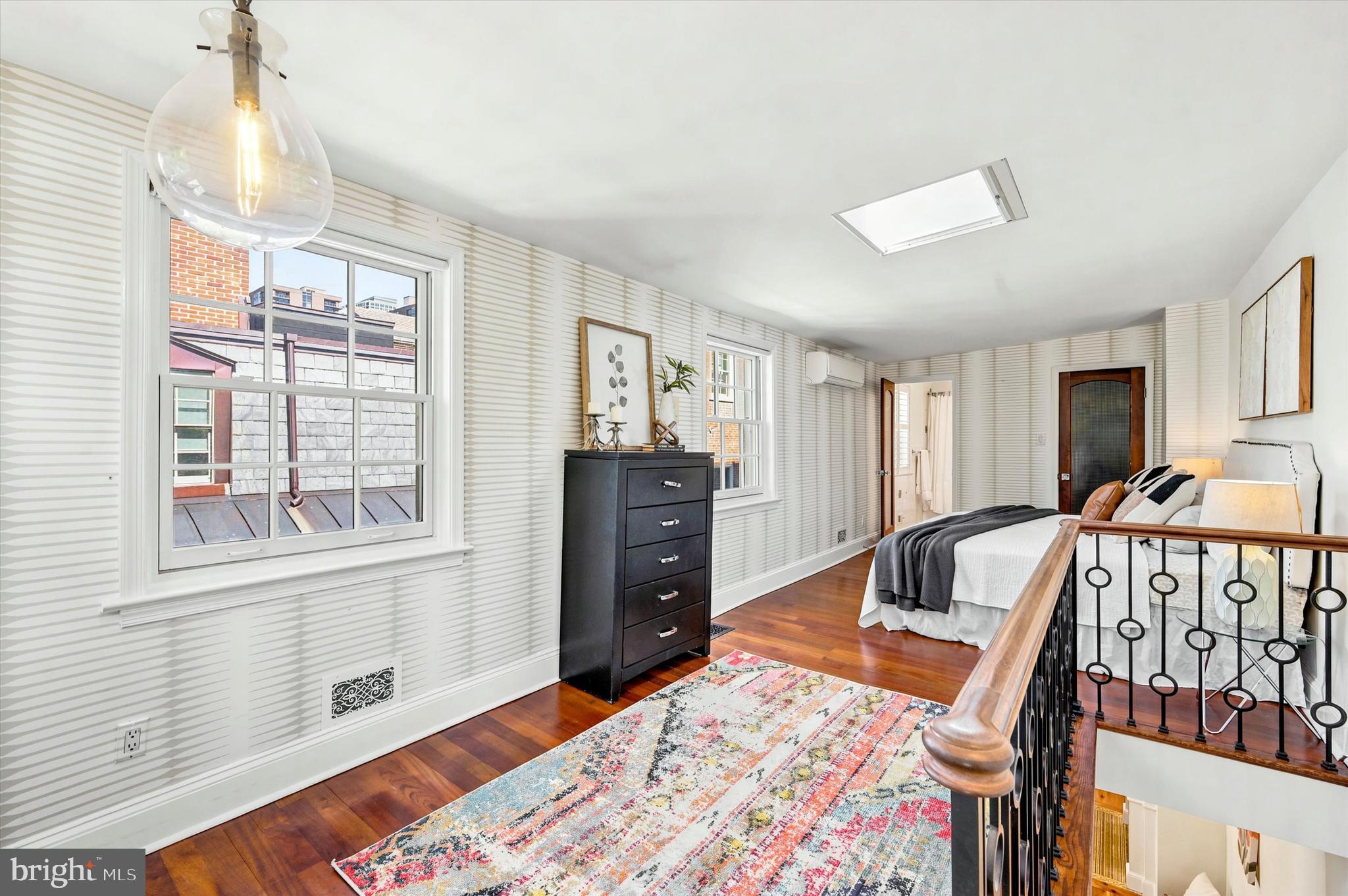 328 Spruce Street, Unit 5 Philadelphia, PA 19106 - Photo 18 of 26
