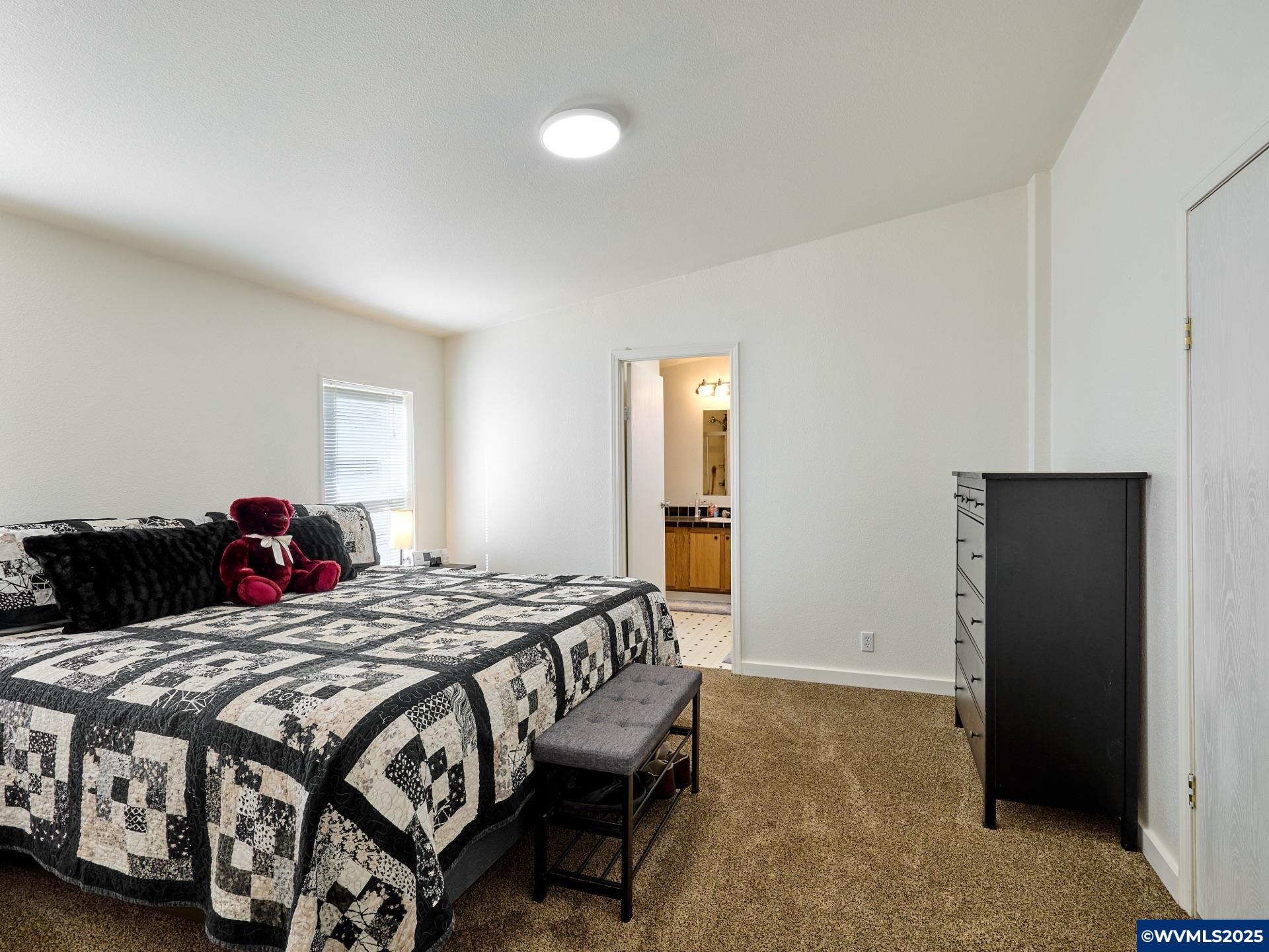 2168 Pioneer Road Dallas, OR 97338 - Photo 17 of 49 Gallery Image 17