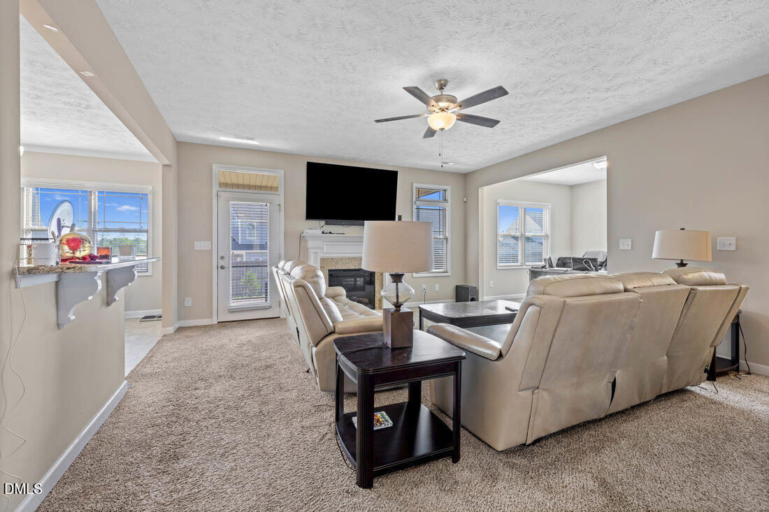2955 Branscombe Road Fayetteville, NC 28304 - Photo 8 of 28 family room
