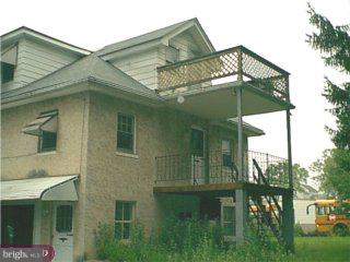 1081 Shelbourne Road Reading, PA 19606 - Photo 5 of 5