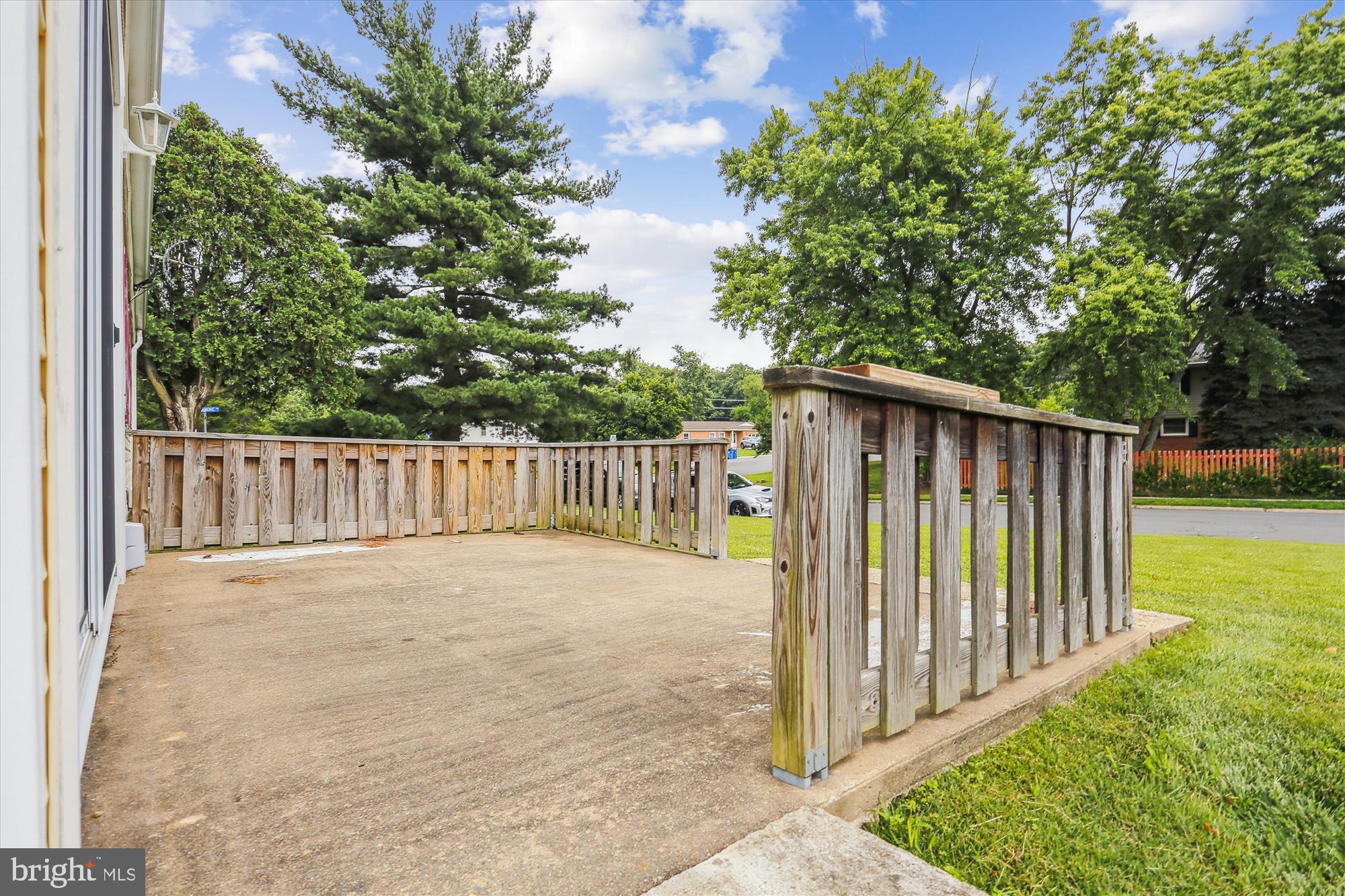 126 North Sycamore Road Sterling, VA 20164 - Photo 30 of 42 Patio off Family Room