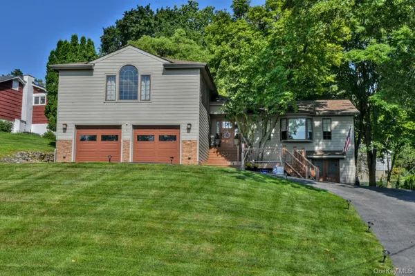 $899,999 | 5 Laurel Hill Road, Croton-on-Hudson, NY 10520
