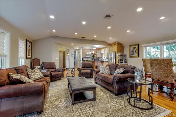 $899,999 | 5 Laurel Hill Road, Croton-on-Hudson, NY 10520
