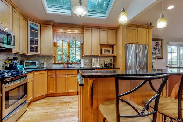 $899,999 | 5 Laurel Hill Road, Croton-on-Hudson, NY 10520