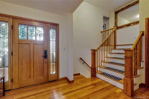 $899,999 | 5 Laurel Hill Road, Croton-on-Hudson, NY 10520