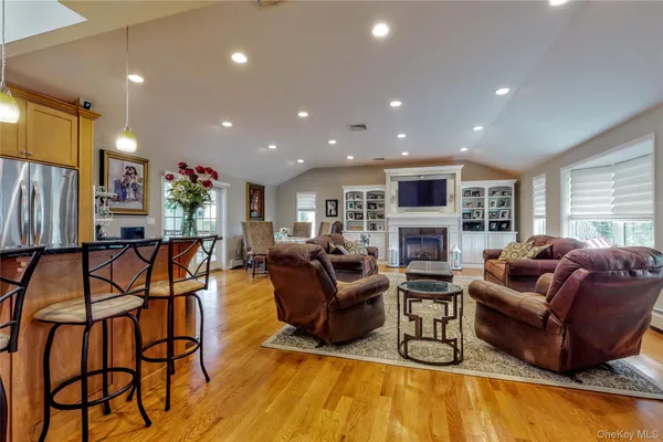 $899,999 | 5 Laurel Hill Road, Croton-on-Hudson, NY 10520