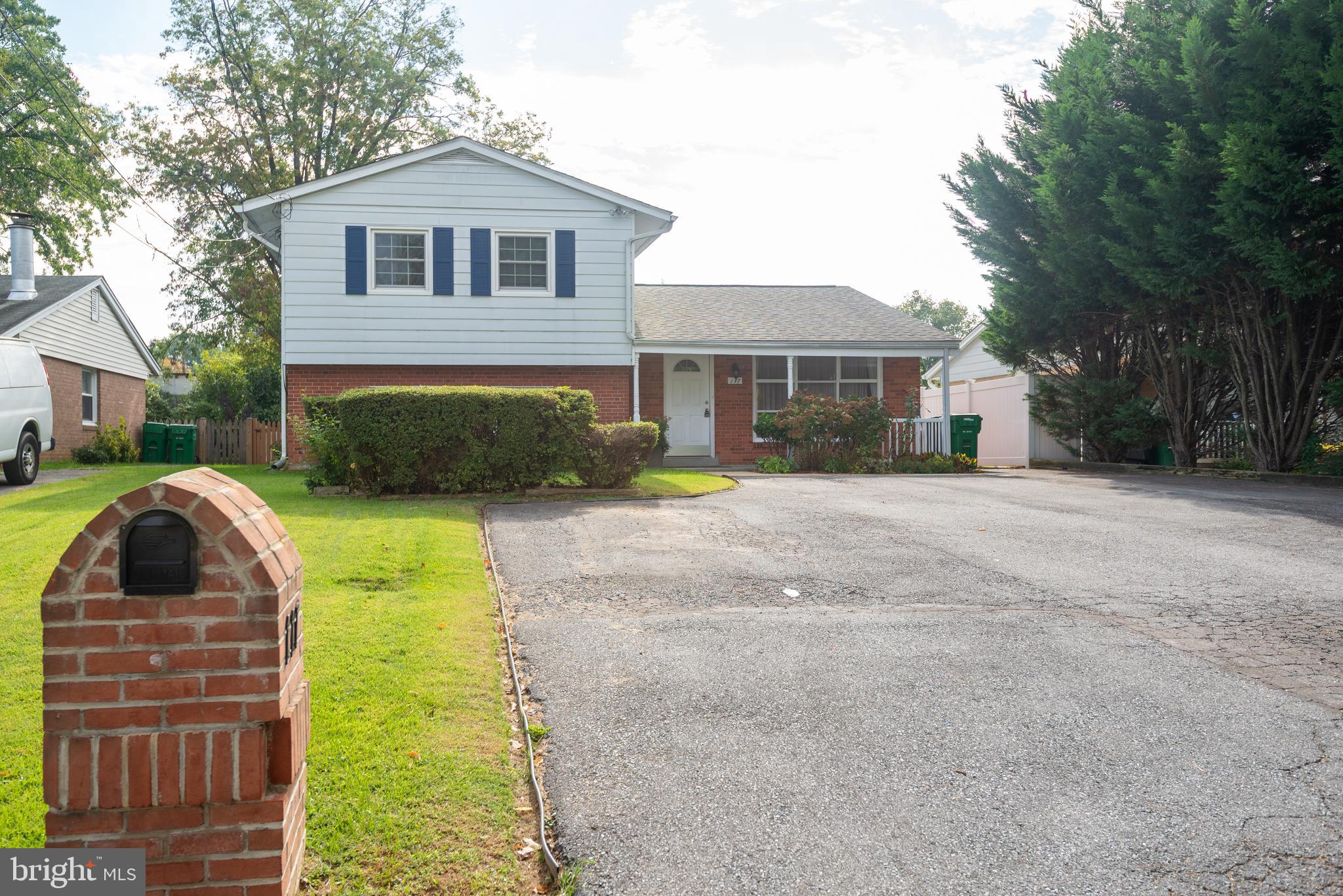 117 Water Street Gaithersburg, MD 20877 - Photo 2 of 37