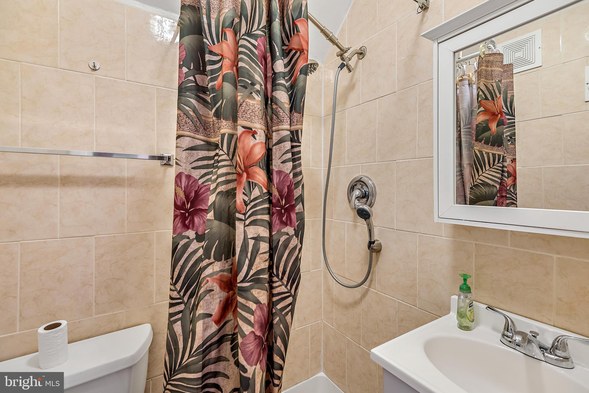 117 Water Street Gaithersburg, MD 20877 - Photo 22 of 37