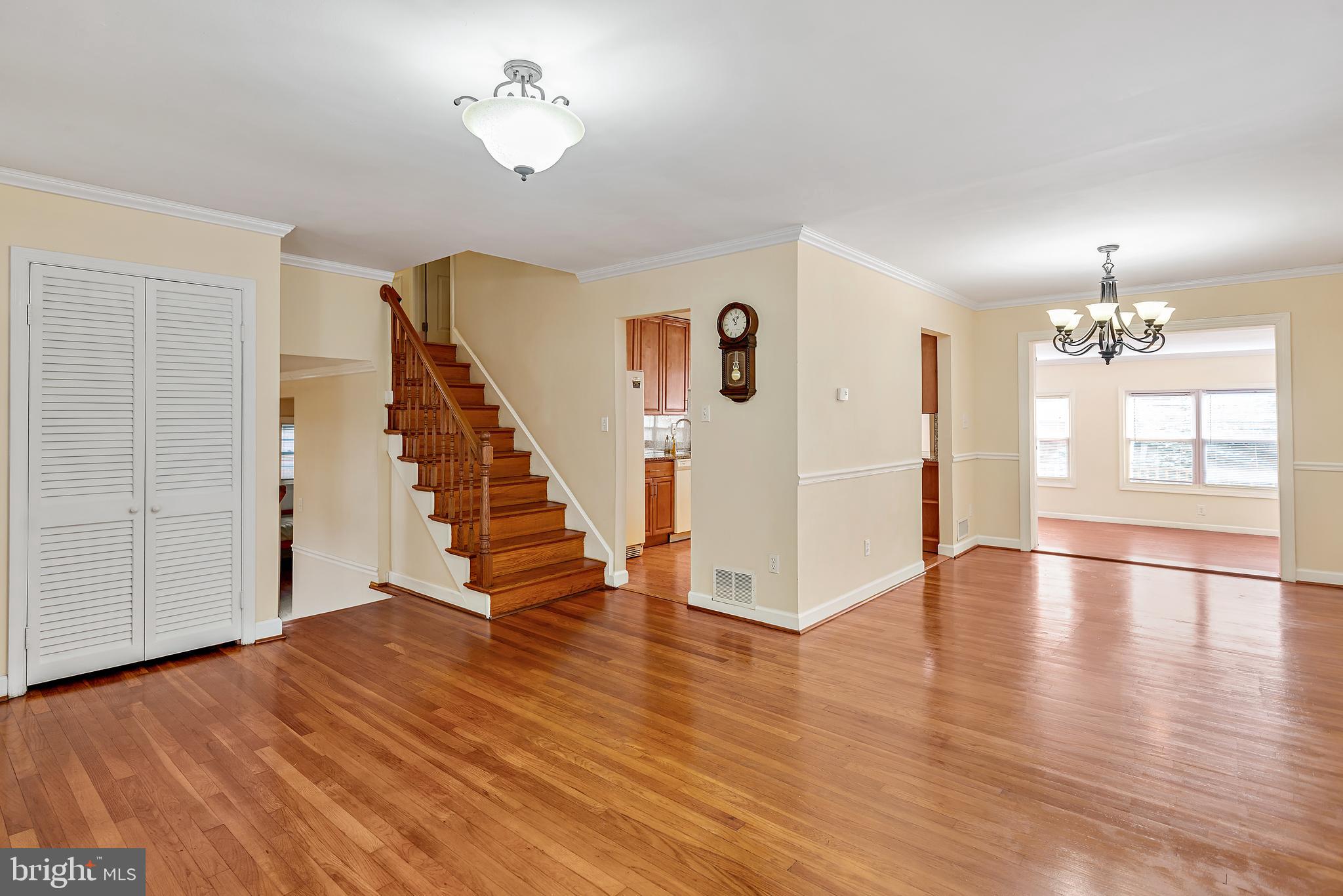 117 Water Street Gaithersburg, MD 20877 - Photo 5 of 37