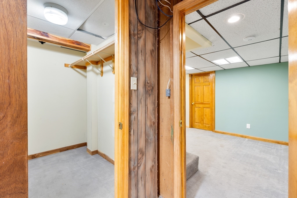 274 West Hill Road Marlborough, MA 01752 - Photo 28 of 35 Gallery Image 28