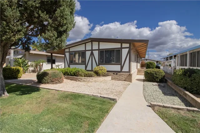 $180,000 | 1387 Bishop Drive, Hemet, CA 92545