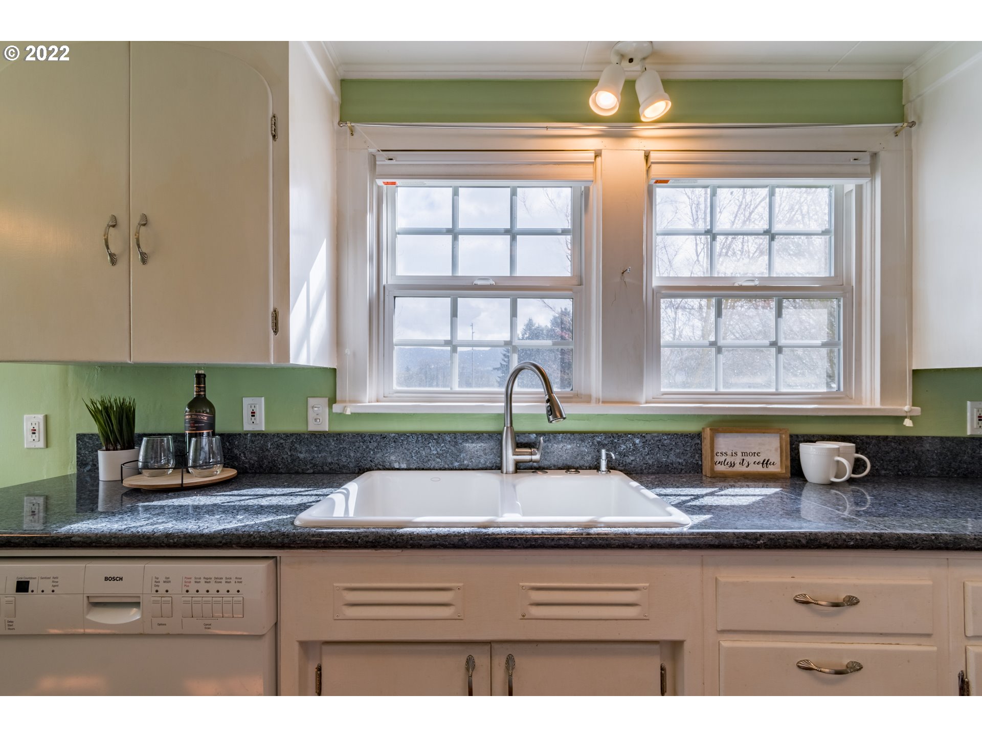 90880 Coburg Road Eugene, OR 97408 - Photo 11 of 32 Gallery Image 11