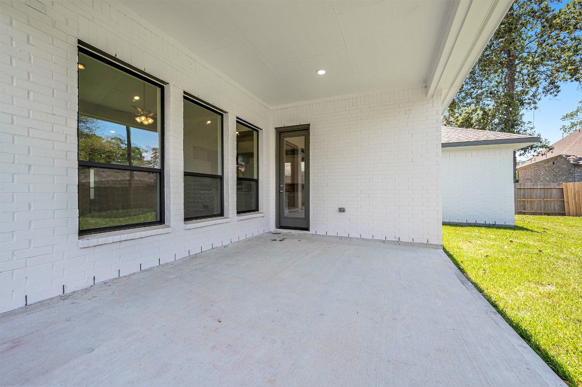132 Meadow Beauty Lane Georgetown, TX 78633 - Photo 13 of 19 a view of an empty room with window
