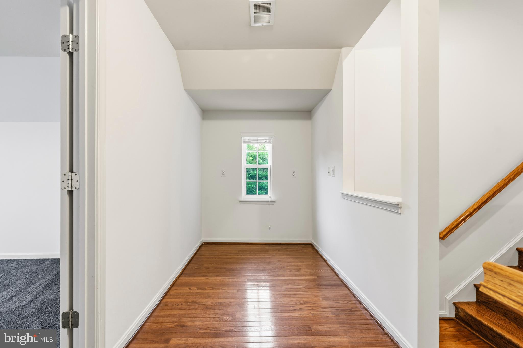 22409 Brook Point Way Clarksburg, MD 20871 - Photo 33 of 76