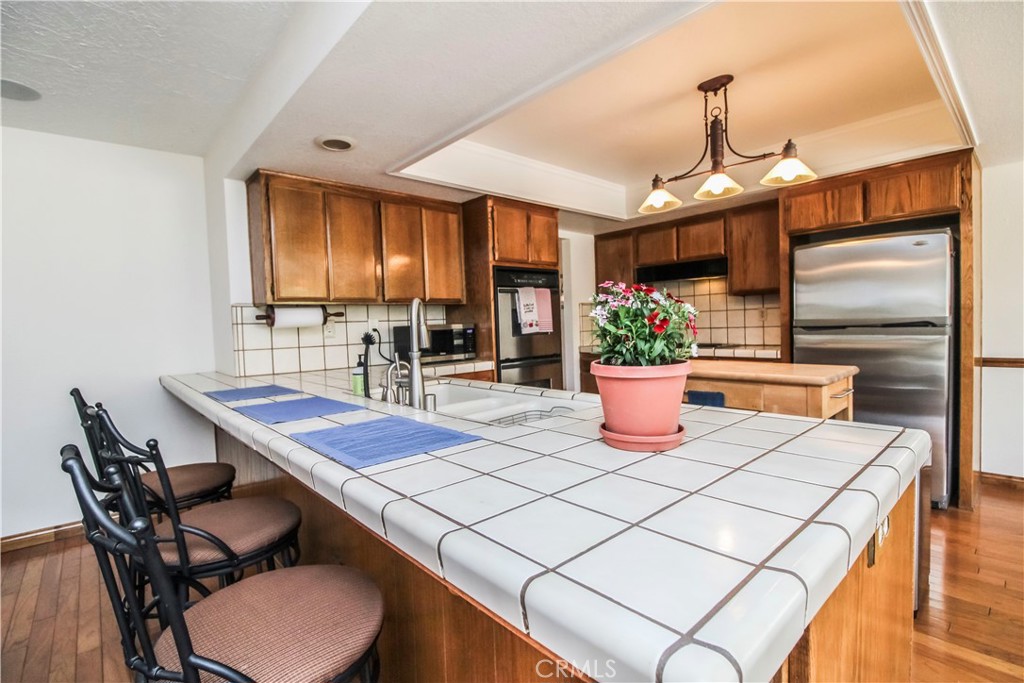 16319 Kasota Road Apple Valley, CA 92307 - Photo 10 of 28
