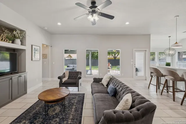 $600,000 | 1516 Denise Drive, New Braunfels, TX 78130