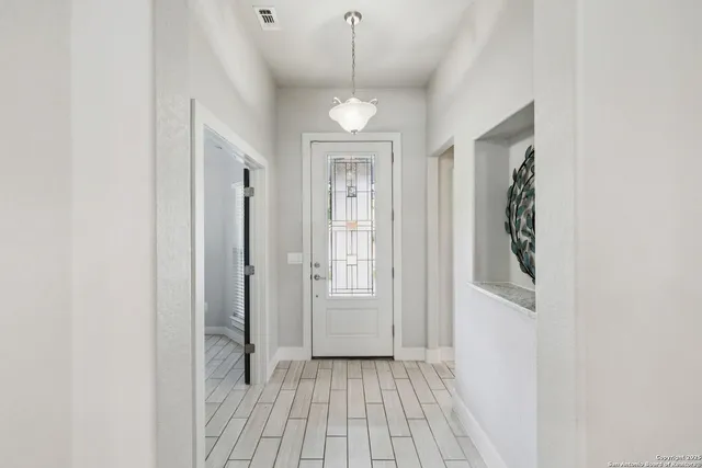 $600,000 | 1516 Denise Drive, New Braunfels, TX 78130