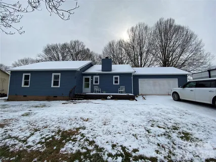 $269,900 | 72 Pleasant Gardens Drive, Taylorsville, NC 28681