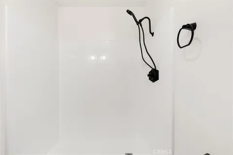 a picture of a bathroom