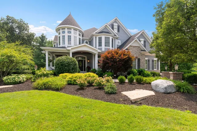 $1,199,000 | 203 Wrenwood Circle, Elgin, IL 60124