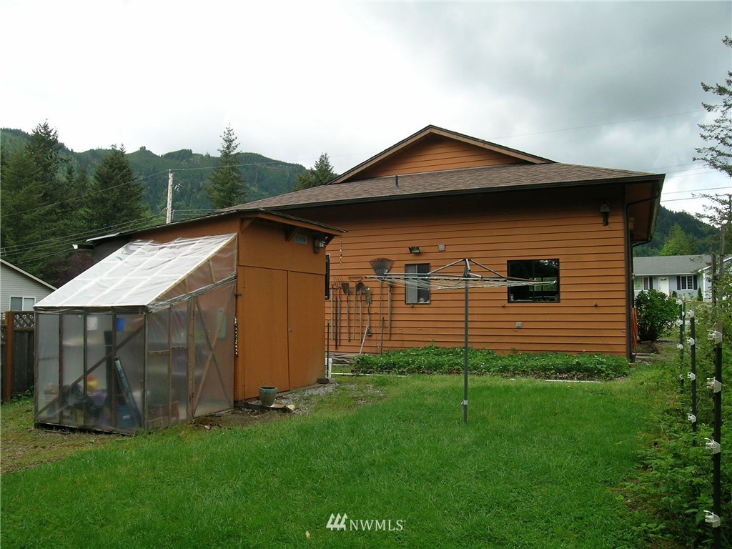 3067 Ridgeview Drive Sedro-Woolley, WA 98284 - Photo 19 of 25 Gallery Image 19