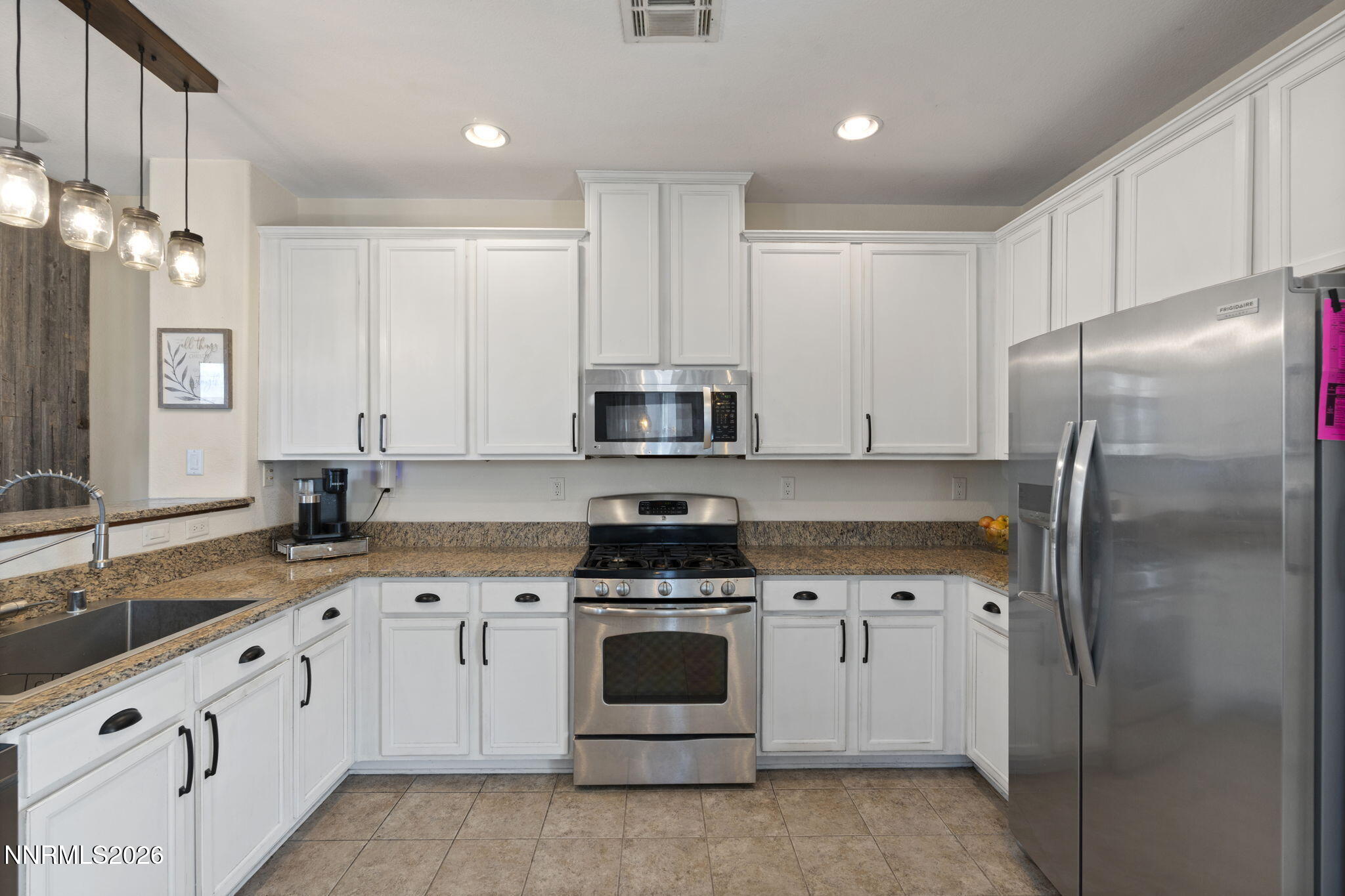 9185 Raytheon Court Reno, NV 89506 - Photo 13 of 34 16-web-or-mls-DSC09509