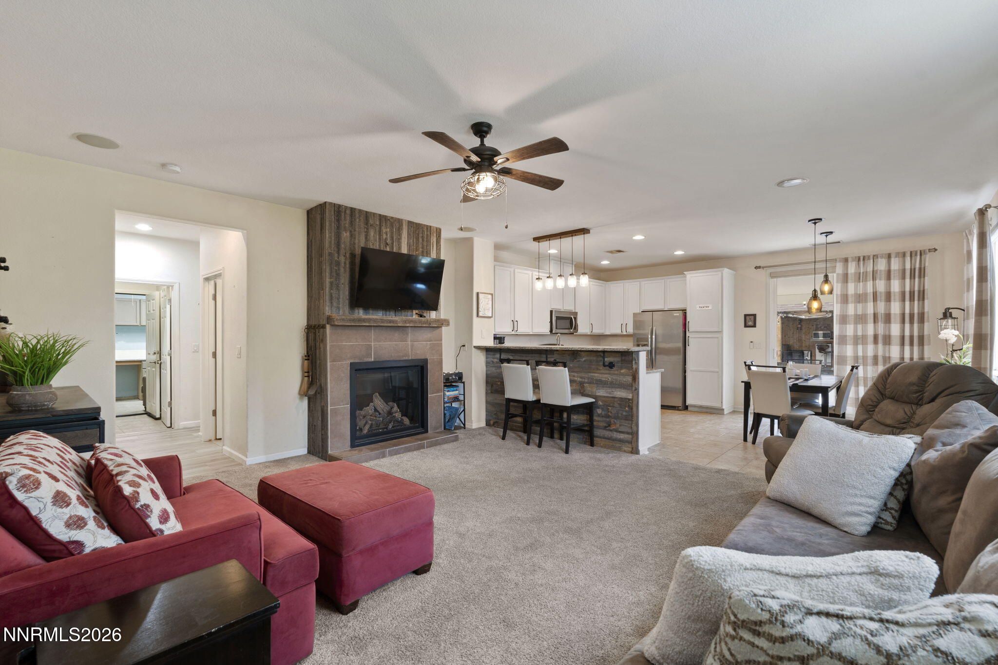 9185 Raytheon Court Reno, NV 89506 - Photo 6 of 34 7-web-or-mls-DSC09454