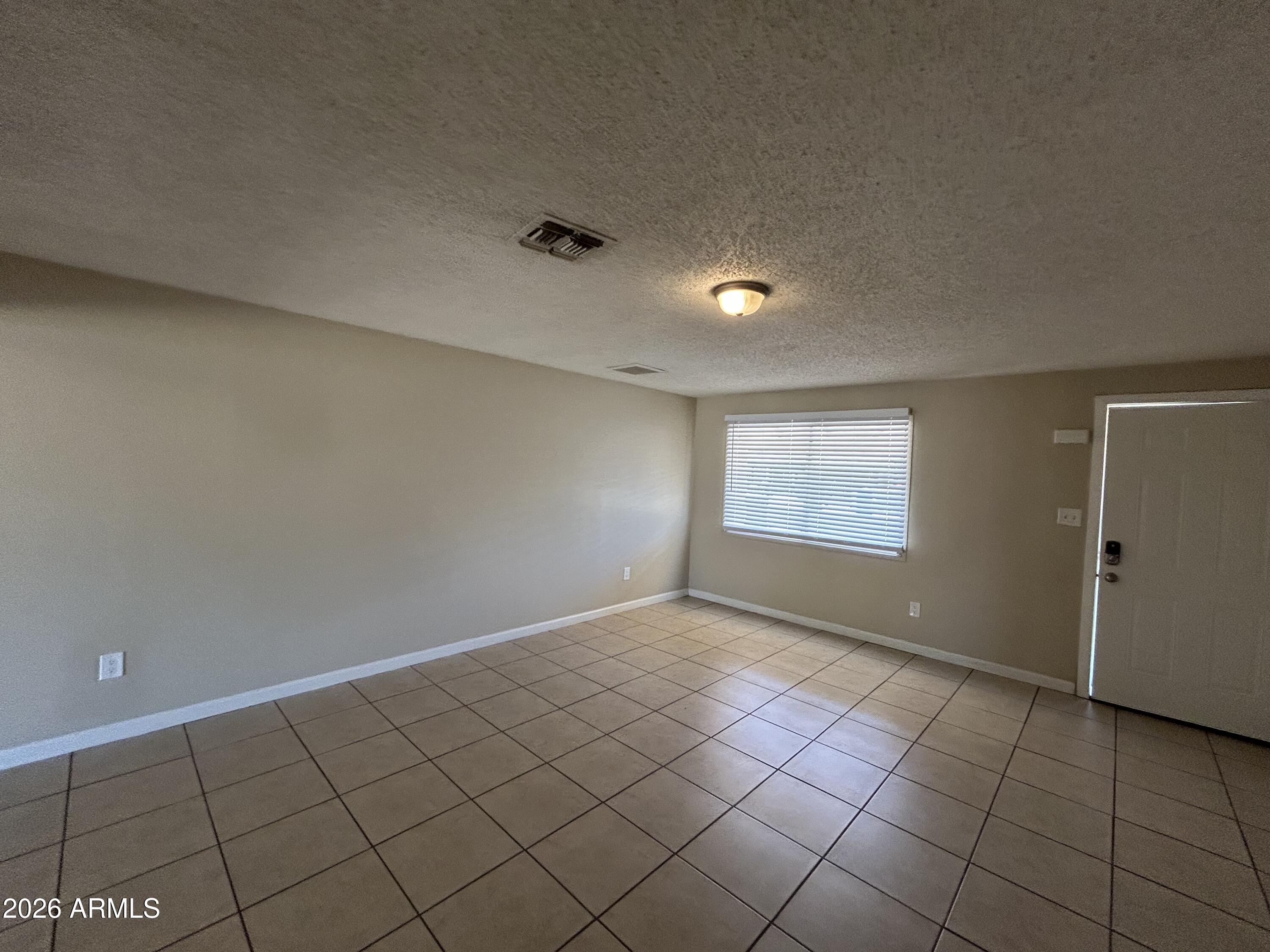 5540 West Berkeley Road Phoenix, AZ 85035 - Photo 5 of 28