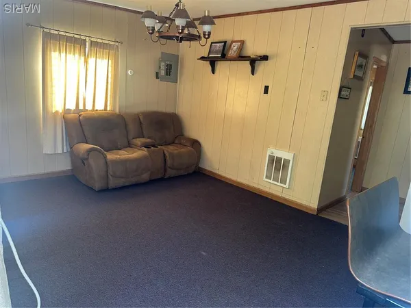 $70,000 | 72 South River Road, Elsberry, MO 63343