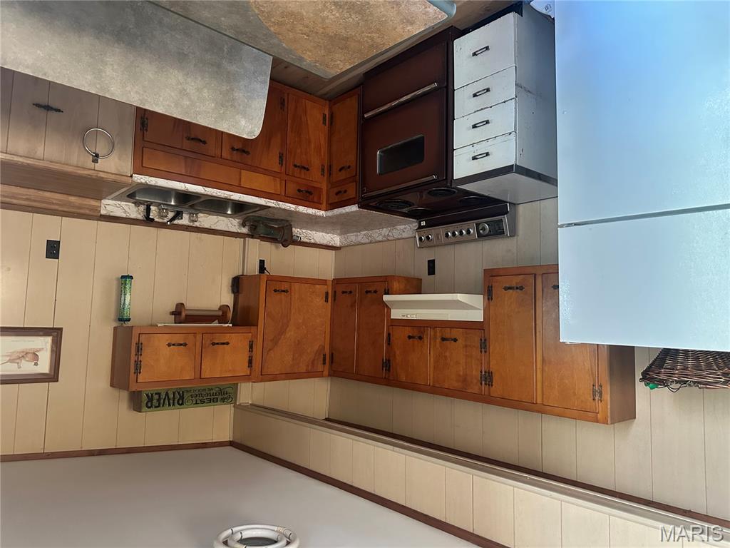 72 South River Road Elsberry, MO 63343 - Photo 4 of 13