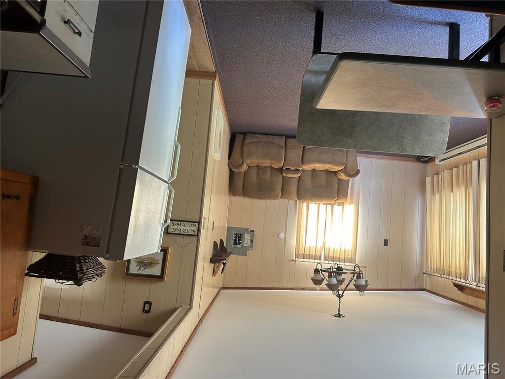 72 South River Road Elsberry, MO 63343 - Photo 10 of 13