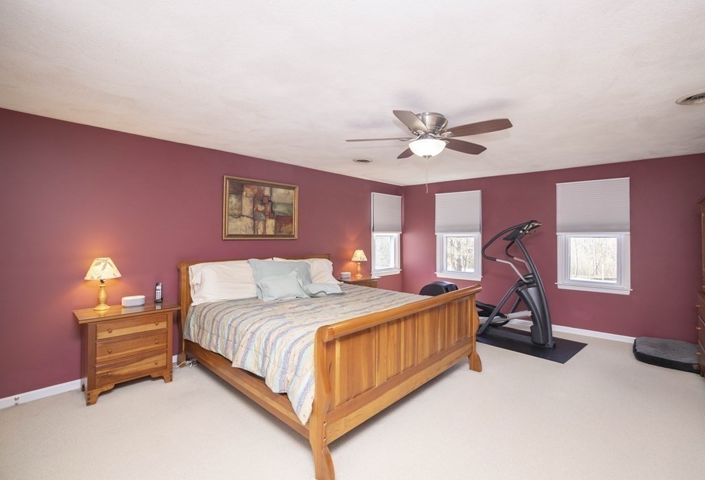 72 Hampton Road Sharon, MA 02067 - Photo 18 of 35