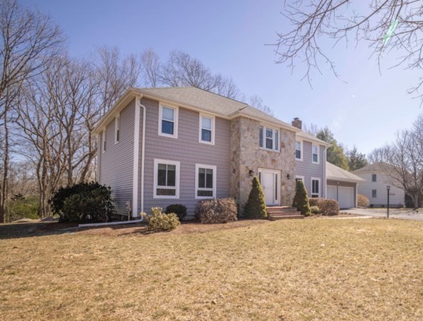 72 Hampton Road Sharon, MA 02067 - Photo 2 of 35