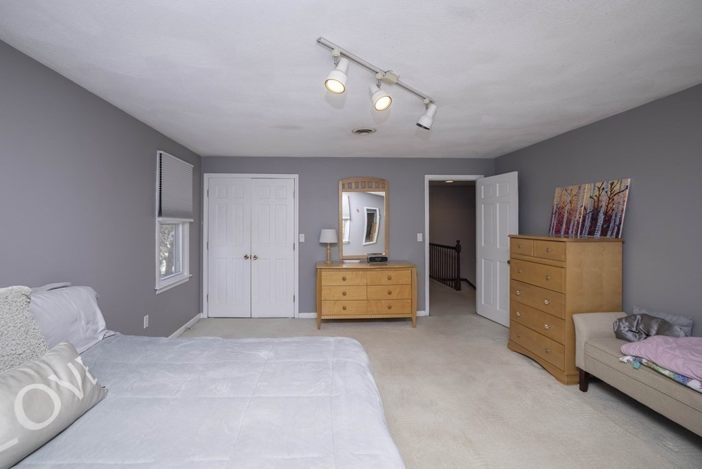 72 Hampton Road Sharon, MA 02067 - Photo 21 of 35