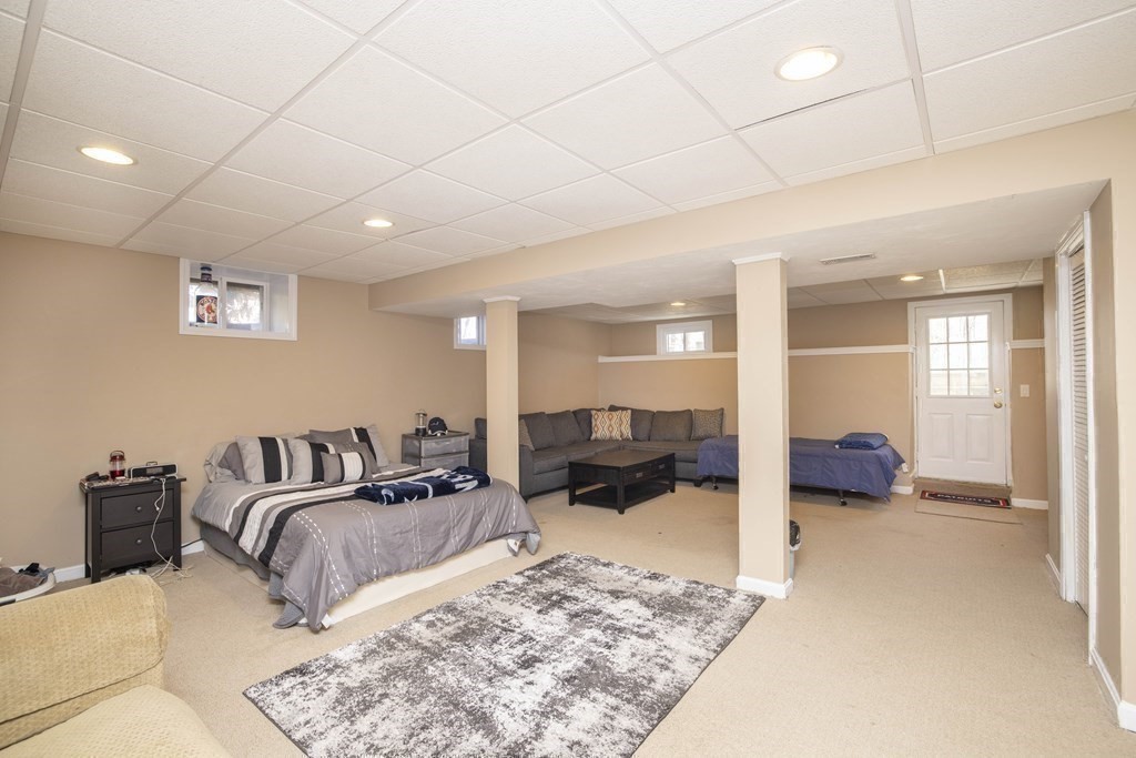 72 Hampton Road Sharon, MA 02067 - Photo 29 of 35