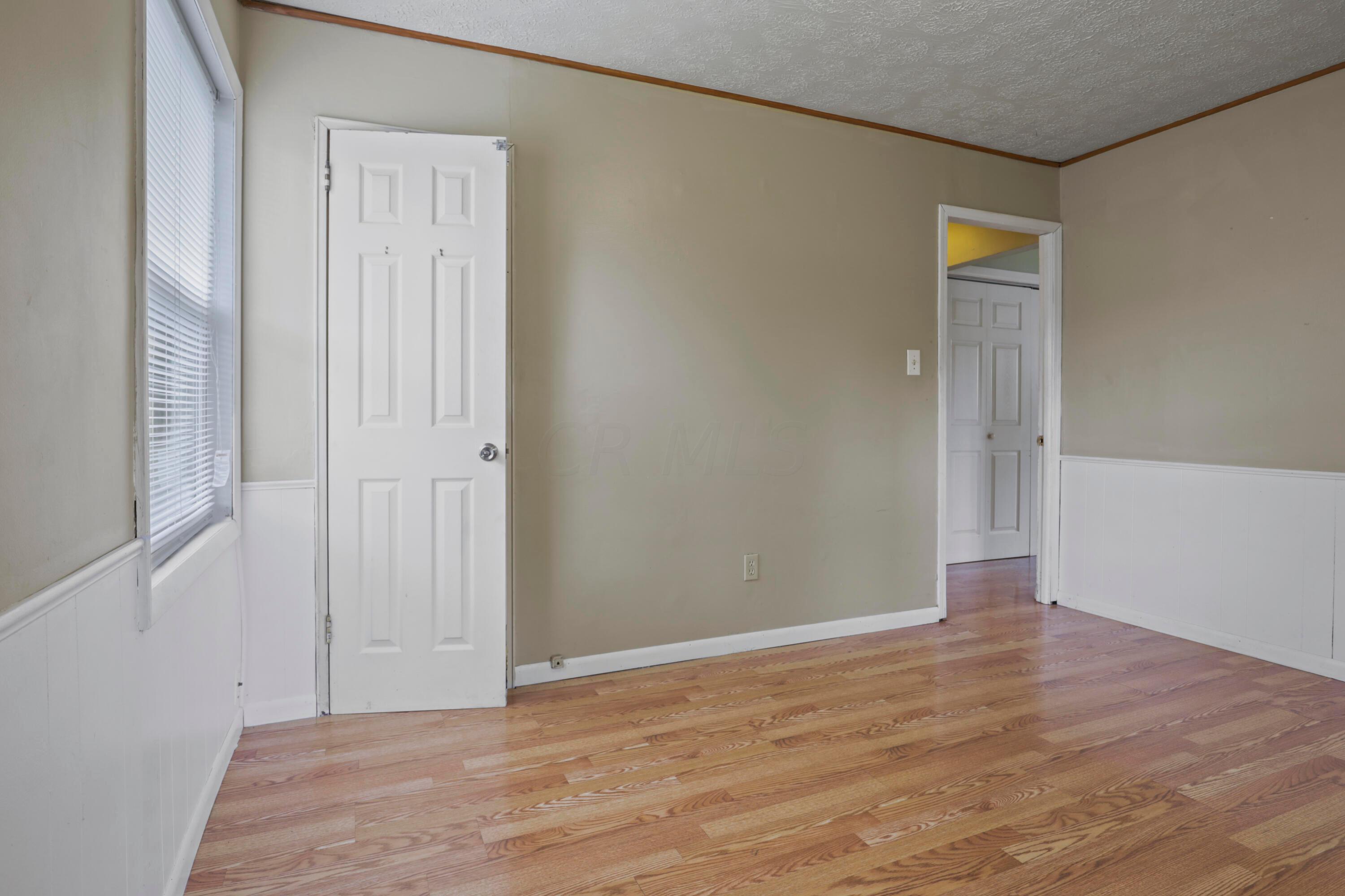 904 Colgate Road Columbus, OH 43213 - Photo 16 of 27 IMG_8025